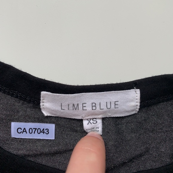 Grey tee! - Picture 3 of 3